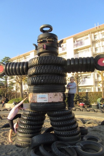 5.1486972754.tire-robot-kawasaki-tire-park